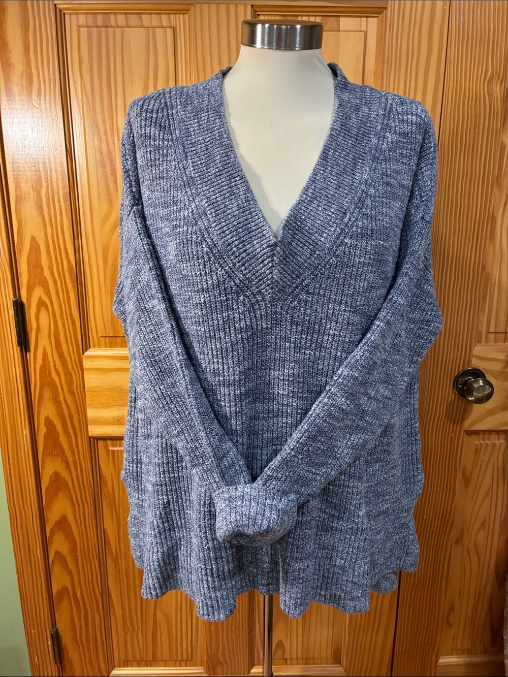 Lane Bryant Heathered Navy V-Neck Ribbed Sweater
